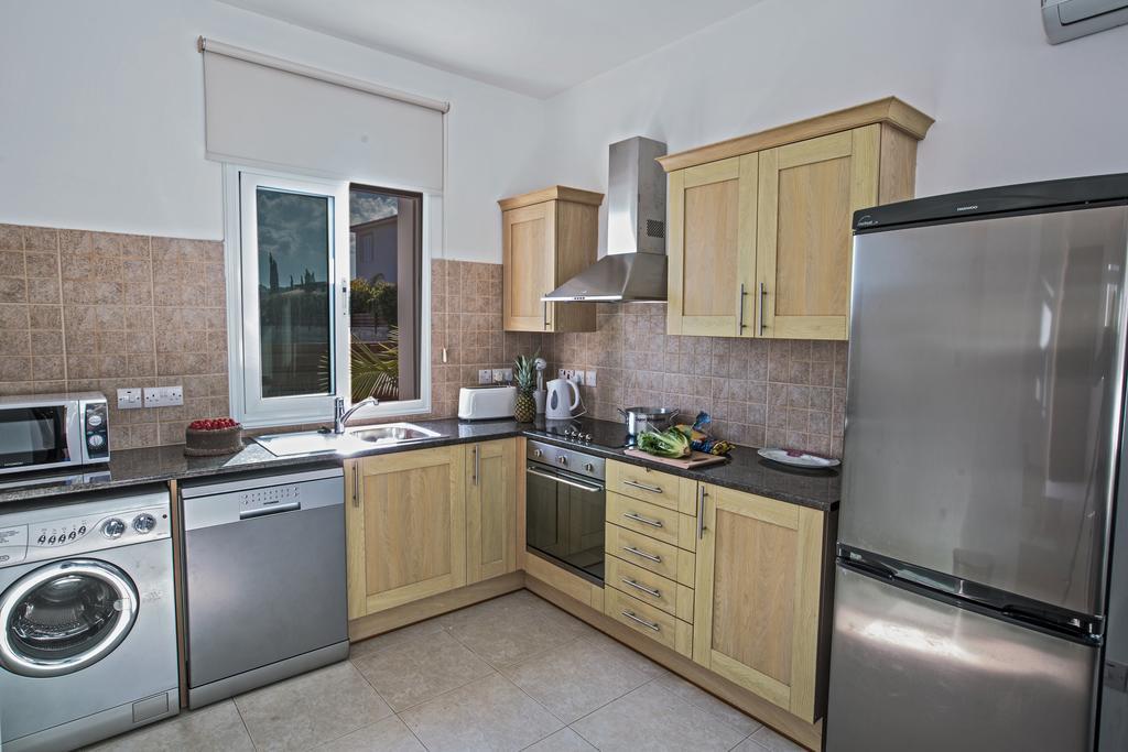 Halle Villa Πρωταράς Δωμάτιο φωτογραφία