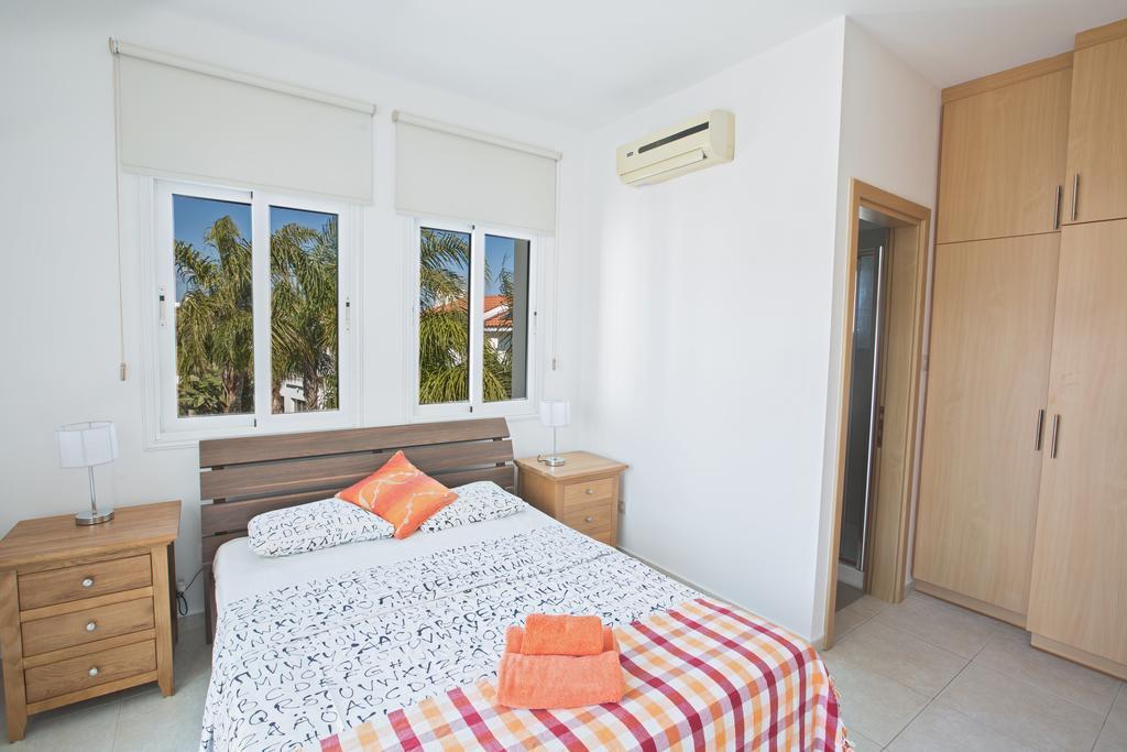 Halle Villa Πρωταράς Δωμάτιο φωτογραφία