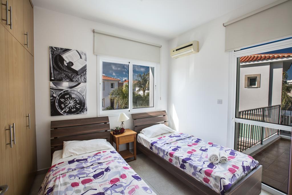 Halle Villa Πρωταράς Δωμάτιο φωτογραφία